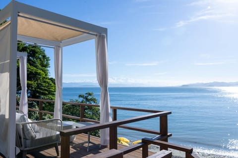 Patio, Restaurant/places to eat, Day, Natural landscape, Balcony/Terrace, Dining area, Sea view, Dinner, Sunset, sunbed