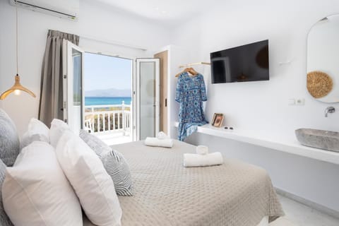 Acroyalos Apartment in Naxos, Naxos and Lesser Cyclades, Greece