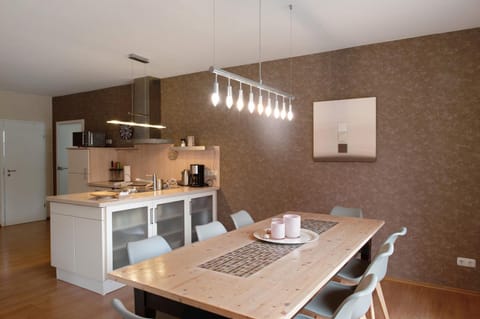 Property building, Kitchen or kitchenette, Living room