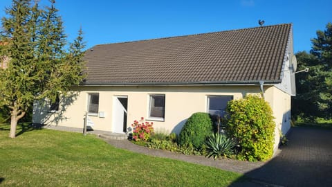 Poolhaus am Leuchtturm House in Kühlungsborn