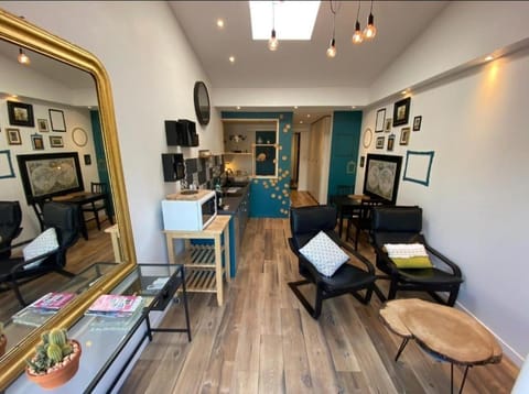 Kitchen or kitchenette, Living room, Dining area