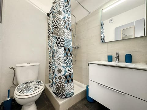 Nice appartement proche gare Near Basel Wi-fi Apartment in Saint-Louis