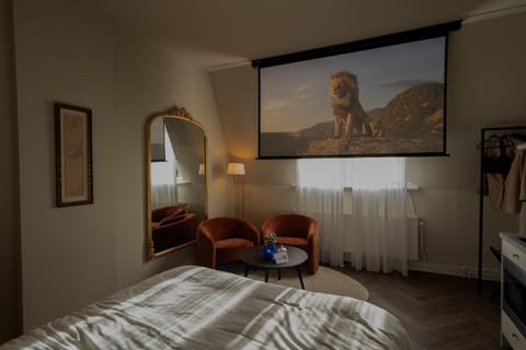 TV and multimedia, Living room