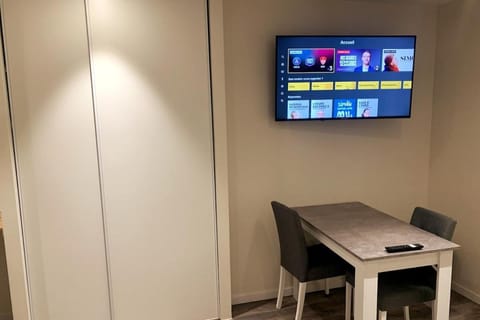 Grand studio Loïse Apartment in Chambery