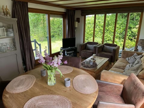 Communal lounge/ TV room, Living room