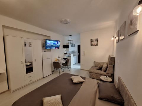 Kitchen or kitchenette, Living room, Seating area