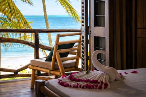 Bed, View (from property/room), Balcony/Terrace, Beach, Bedroom