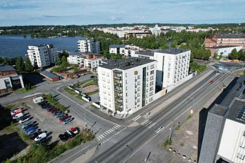 Tilava huoneisto järvinäköalalla Apartment in Finland