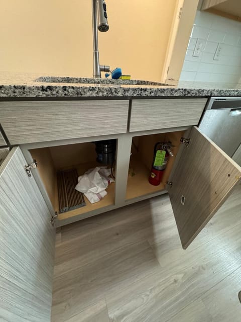 Stylish 1BHK Retreat in City Apartment in Leander