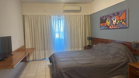 Bed, TV and multimedia, Bedroom, air conditioner