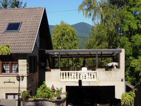Garden view, Mountain view