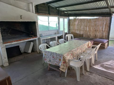 BBQ facilities, Dining area