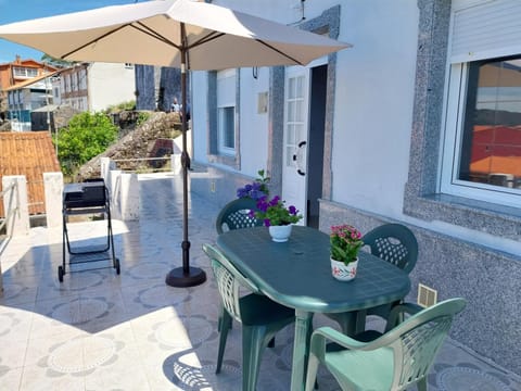 Patio, View (from property/room), Balcony/Terrace