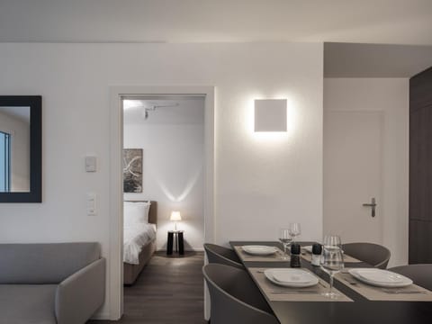 Seating area, Dining area, Bedroom