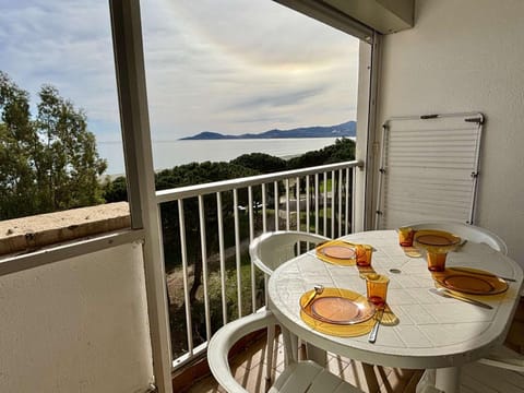 Balcony/Terrace, Dining area, Sea view