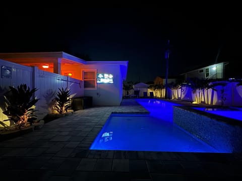 Coconut Villa by Sun Palace Vacations House in Estero Island