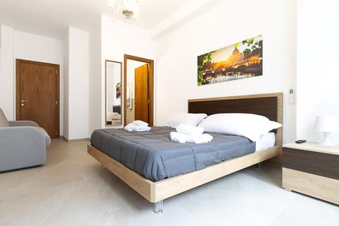 Bathroom, Photo of the whole room