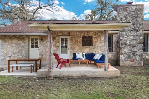 Comal Cabin - A Birdy Vacation Rental Cabin in Rio Grande