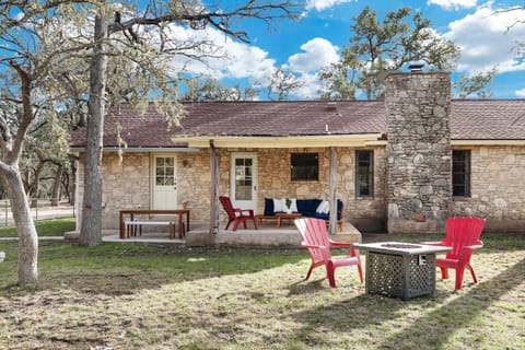Comal Cabin - A Birdy Vacation Rental Cabin in Rio Grande