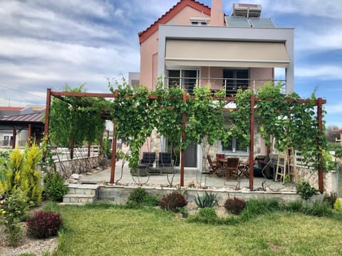 Villa Bacchus Bed and Breakfast in Nikiti