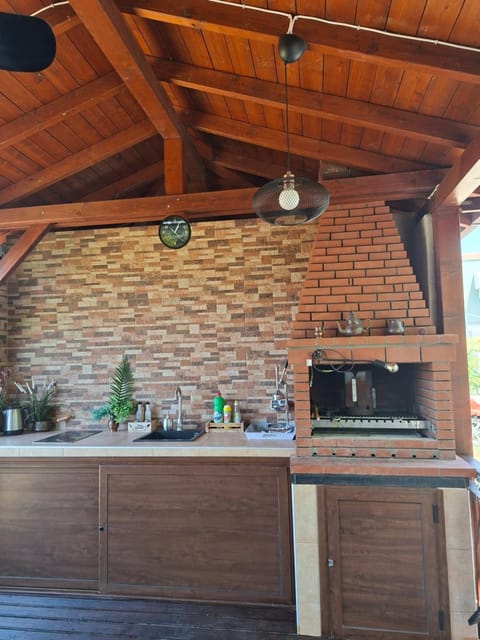 Villa Bacchus Bed and Breakfast in Nikiti