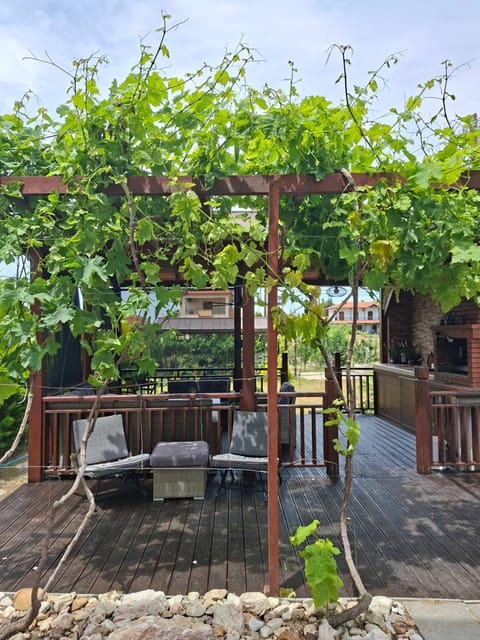 Villa Bacchus Bed and Breakfast in Nikiti