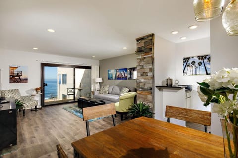 Oceanfront Sea'batical - SBTC212 House in Solana Beach
