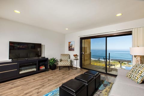 Oceanfront Sea'batical - SBTC212 House in Solana Beach