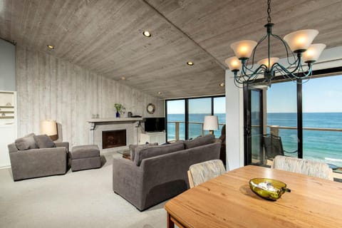 Escape at Seascape - SUR112 House in Solana Beach