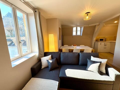 Living room, Dining area