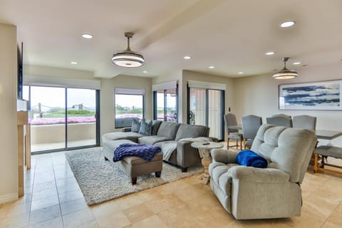 Barefoot Oasis - SUR127 House in Solana Beach