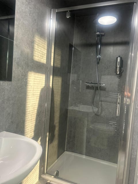 Brand new room Grosvenor suites 1 Apartment in Hartlepool