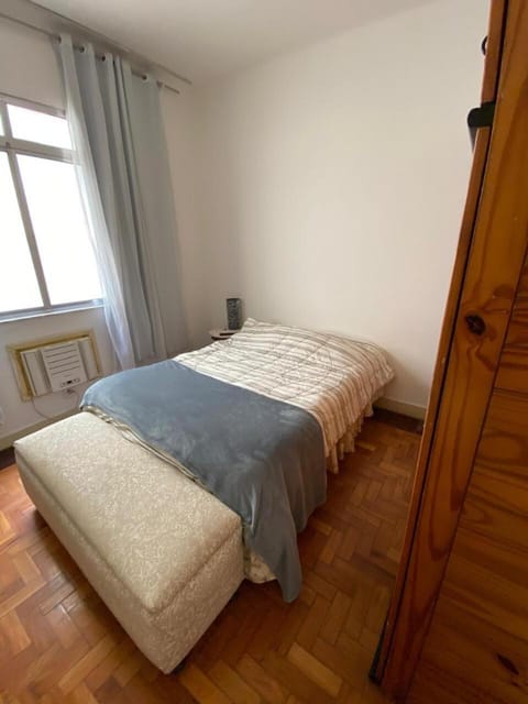 Copacabana Beach for four Apartment in Rio de Janeiro