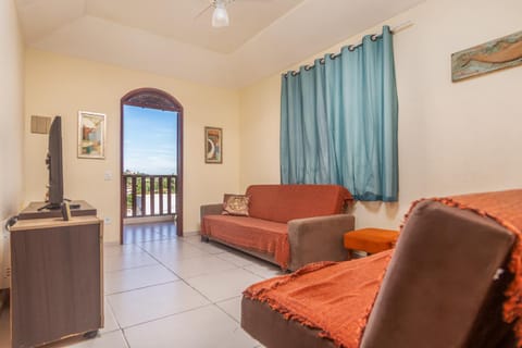 Communal lounge/ TV room, TV and multimedia, Seating area