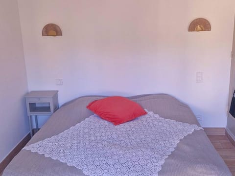 Maison climatisée avec grand jardin, proche plage et commerces - FR-1-610-102 House in Bormes-les-Mimosas