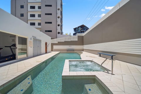 Day, Hot Tub, Pool view, Swimming pool