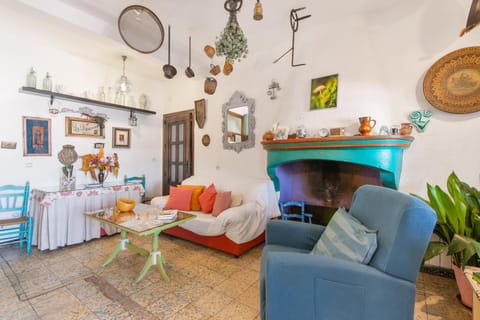 Property building, Living room