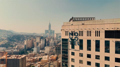 Property building, Day, City view