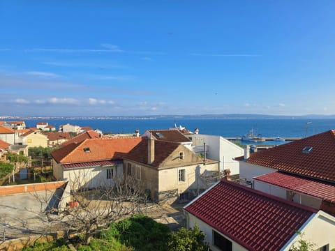 Day, Natural landscape, City view, Sea view