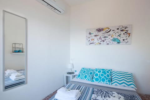 Melody - little Riomaggiore room - Bed and Breakfast in Riomaggiore