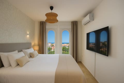 Bedroom, Sea view
