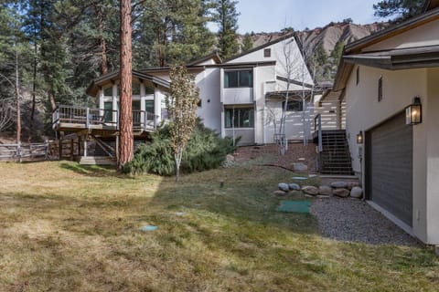 895 County Road 206 House in Durango