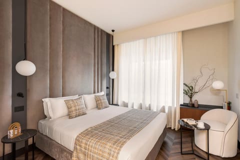 Bed, Living room, Photo of the whole room, Bedroom