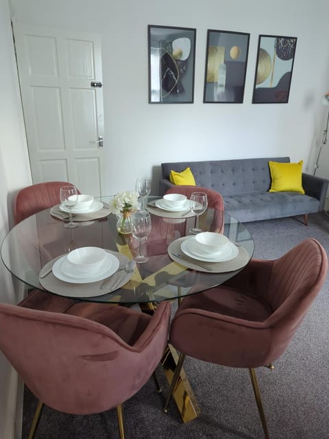 Living room, Seating area, Dining area