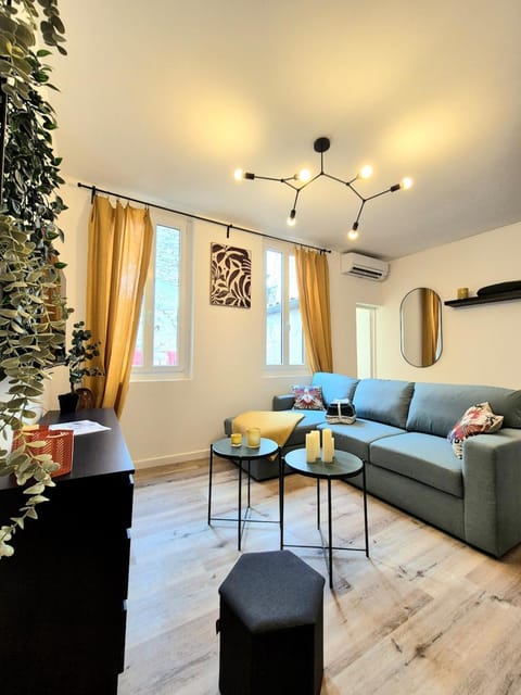La Terrasse Nîmoise - heart of town - air conditioning Apartment in Nimes
