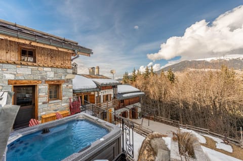 Smartstay Chalet chocolat - Courchevel Chalet in Les Allues