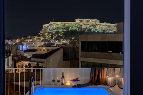 Night, Balcony/Terrace, City view, Pool view, Swimming pool