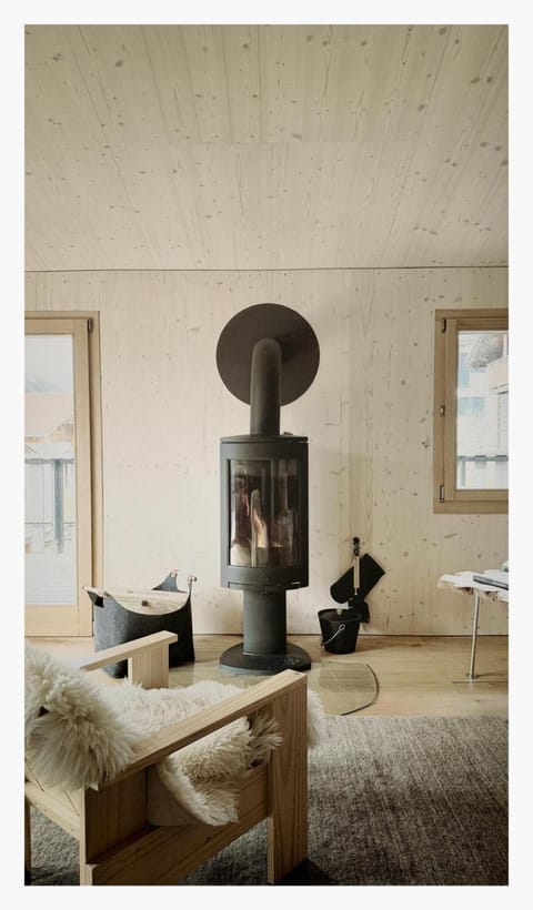 Living room, fireplace