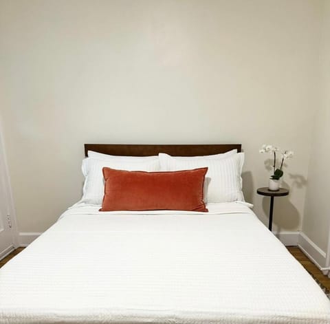 The Nic - Lkwd 2 bed 1 ba duplex up Apartment in Lakewood