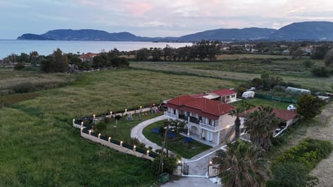 Property building, Nearby landmark, Spring, Day, Neighbourhood, Bird's eye view, Mountain view, Sea view, Sunrise, Sunset